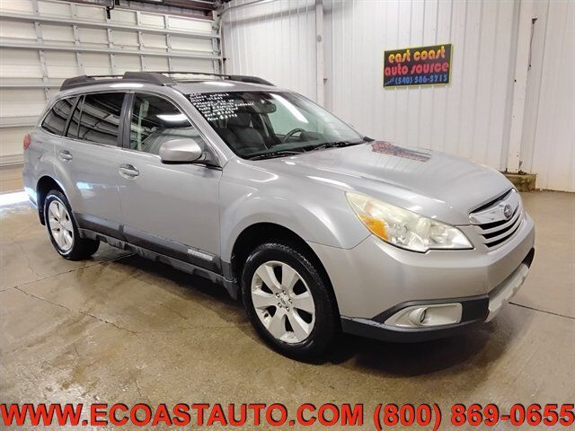 2011 SUBARU Outback