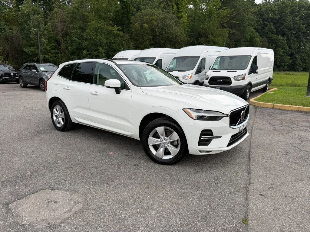 2022 VOLVO XC60