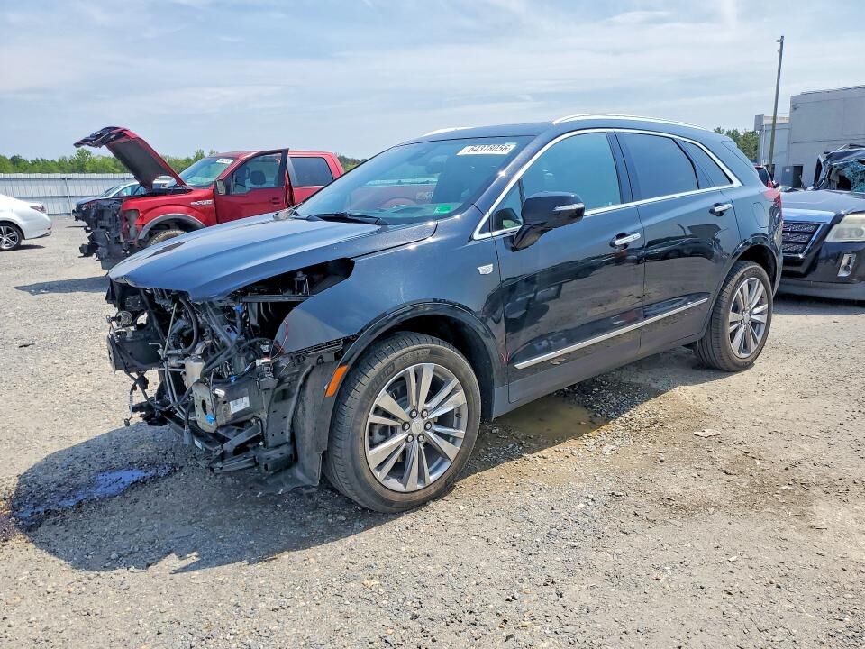 2022 CADILLAC XT5
