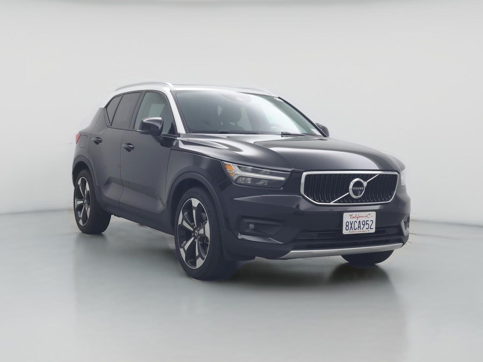 2020 VOLVO XC40