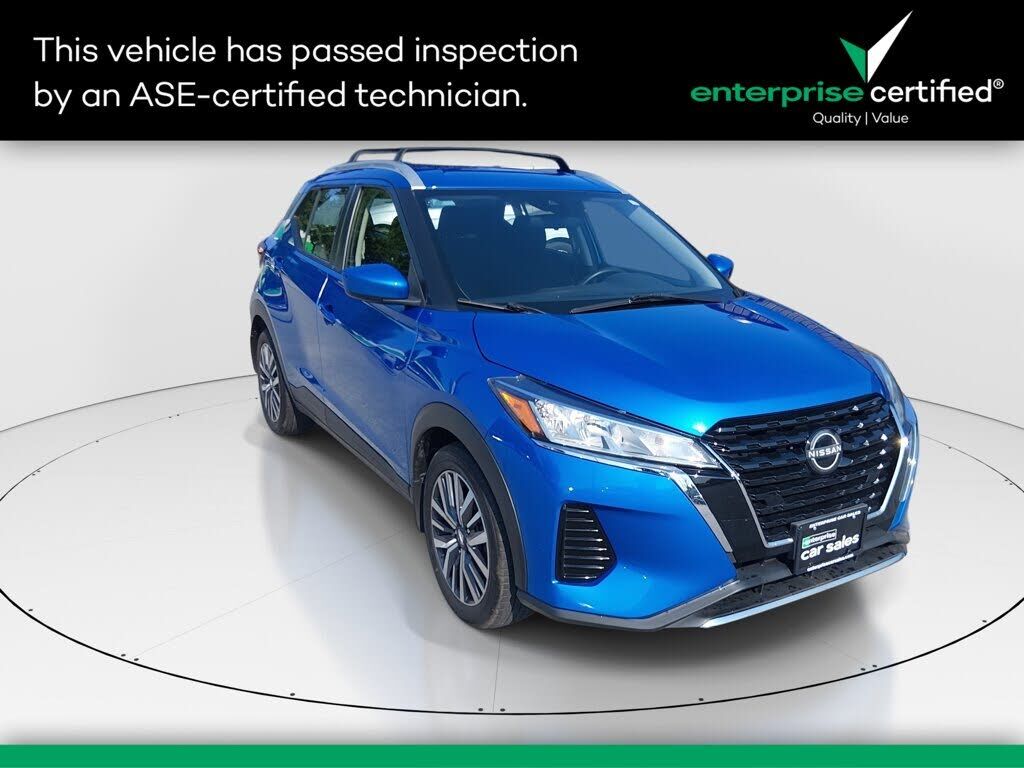 2024 NISSAN Kicks