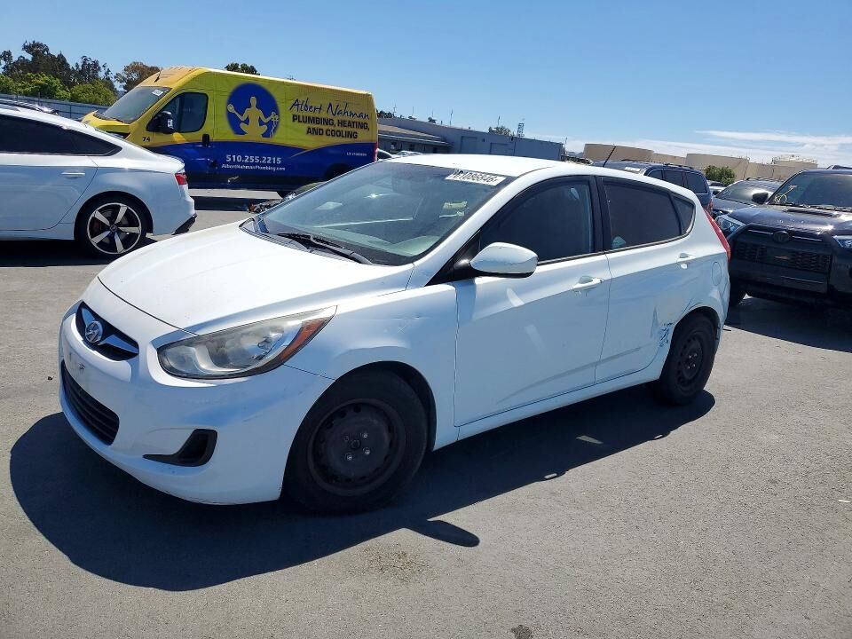 2013 HYUNDAI Accent