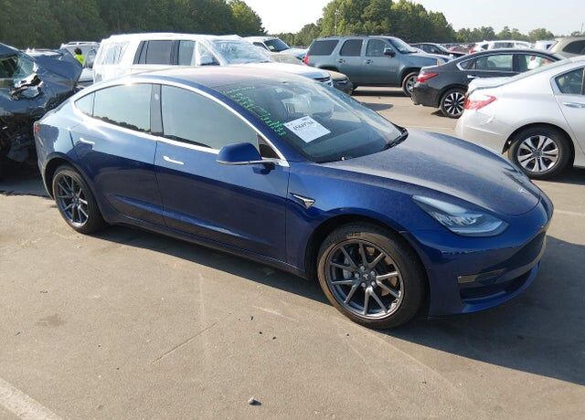 2018 TESLA Model 3
