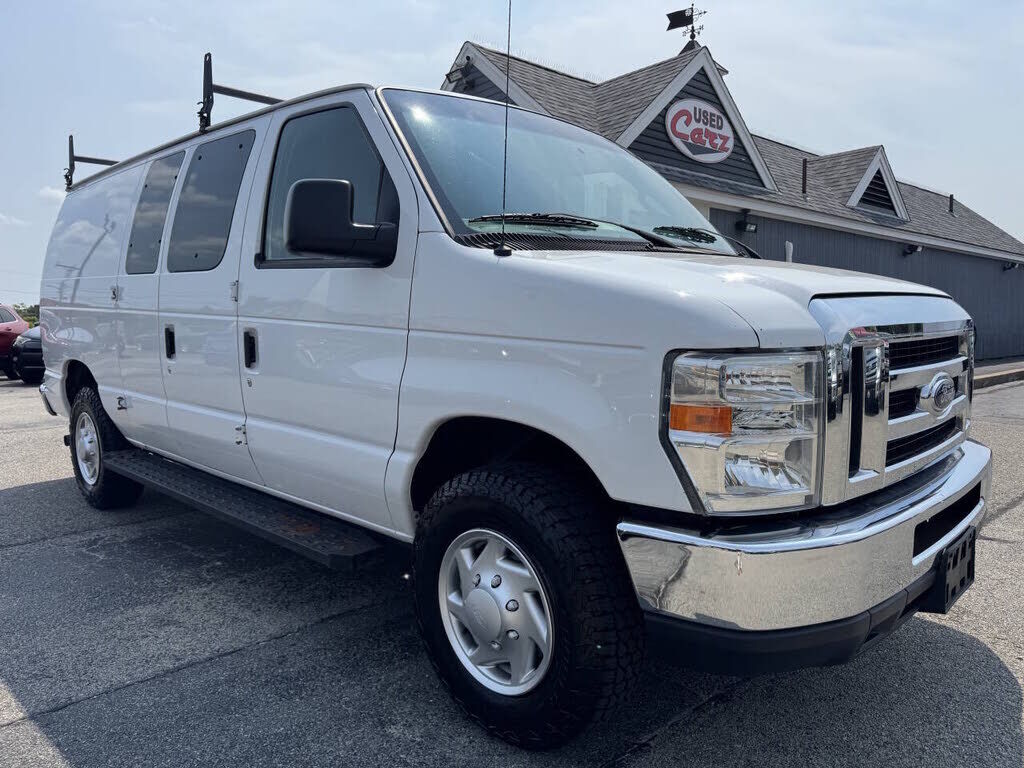 2013 FORD E-250
