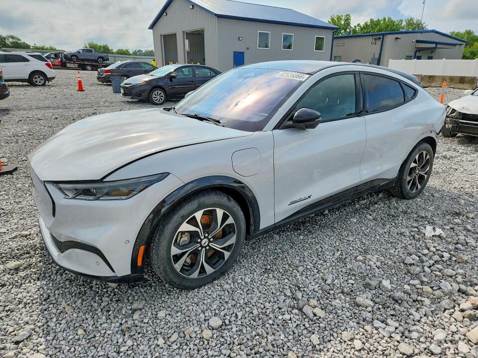 2021 FORD Mach-E