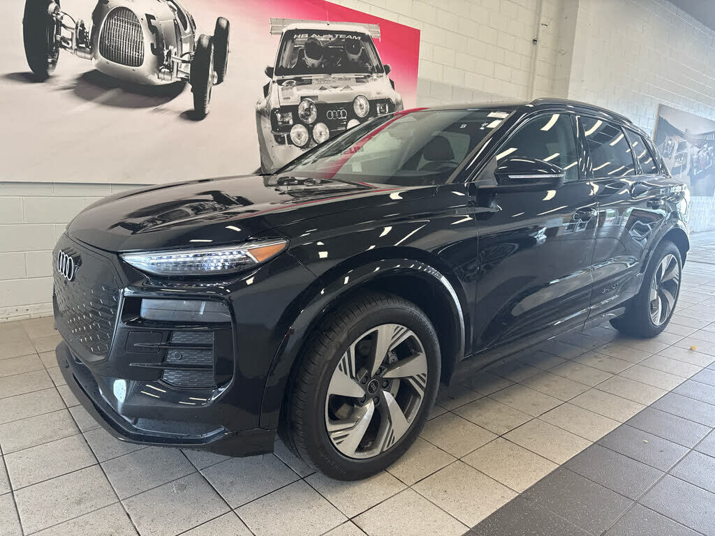 2025 AUDI Q6