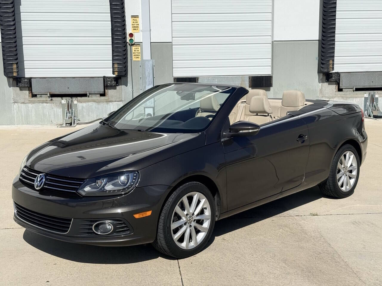 2015 VOLKSWAGEN Eos