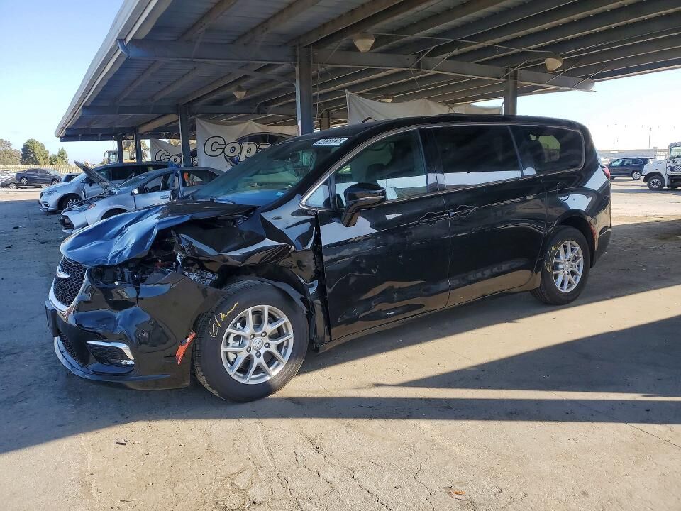 2025 CHRYSLER Pacifica