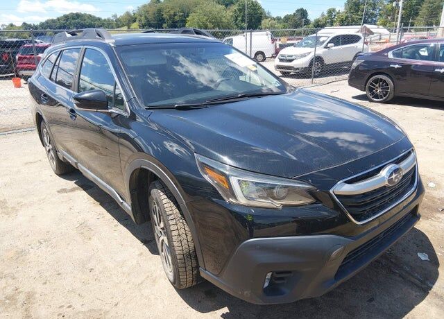 2021 SUBARU Outback