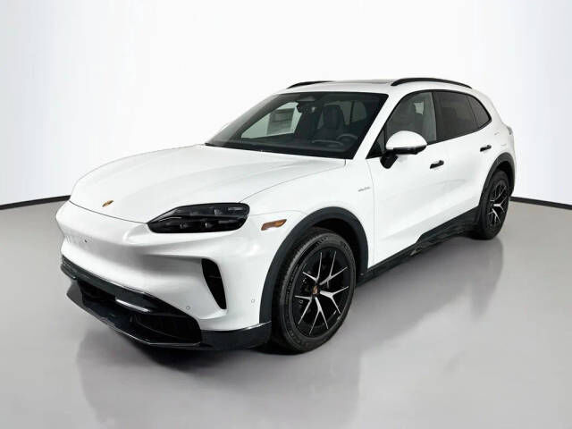 2026 PORSCHE Cayenne