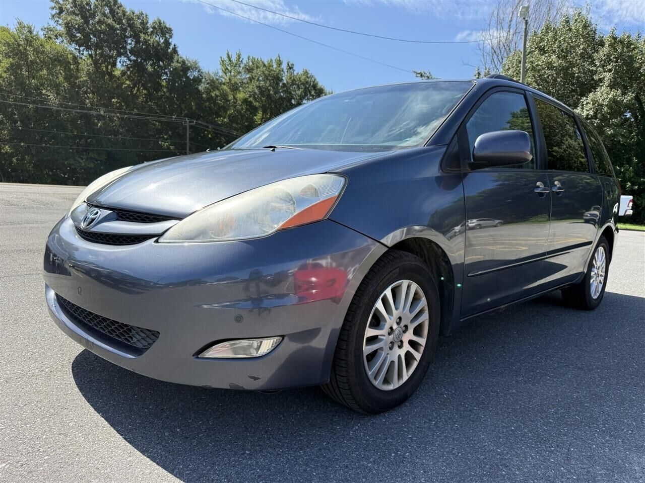 2009 TOYOTA Sienna