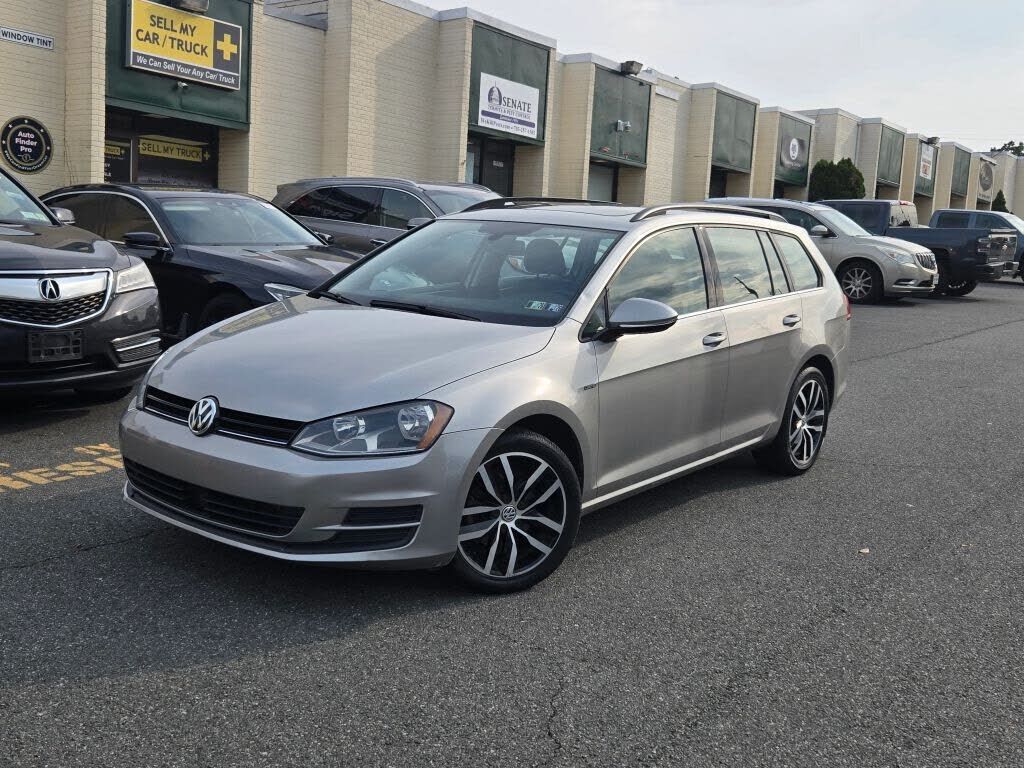 2016 VOLKSWAGEN Golf SportWagen