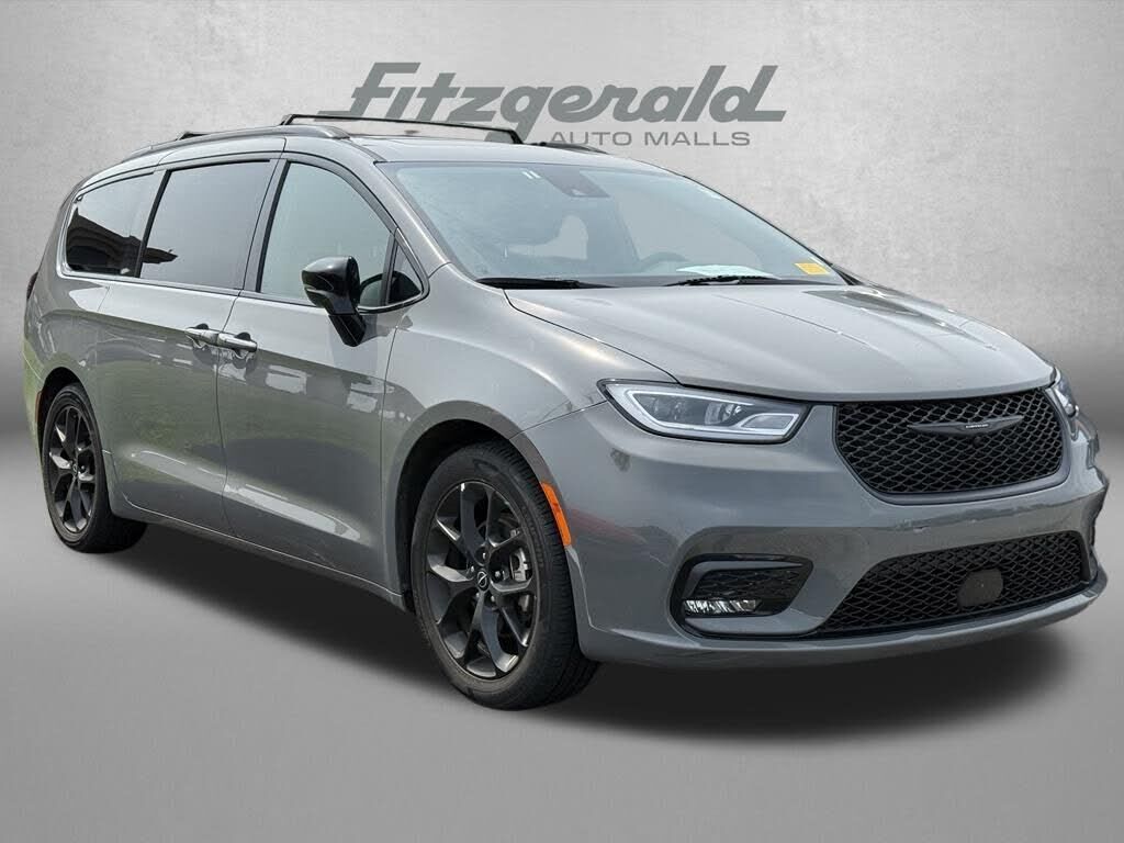 2025 CHRYSLER Pacifica