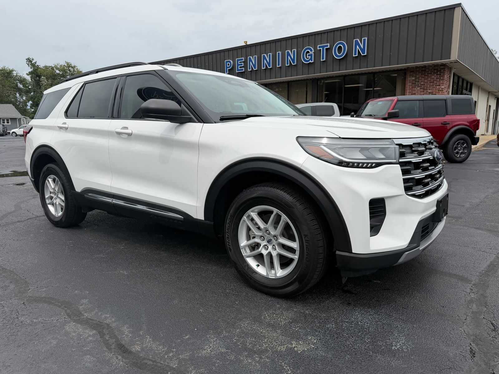 2025 FORD Explorer