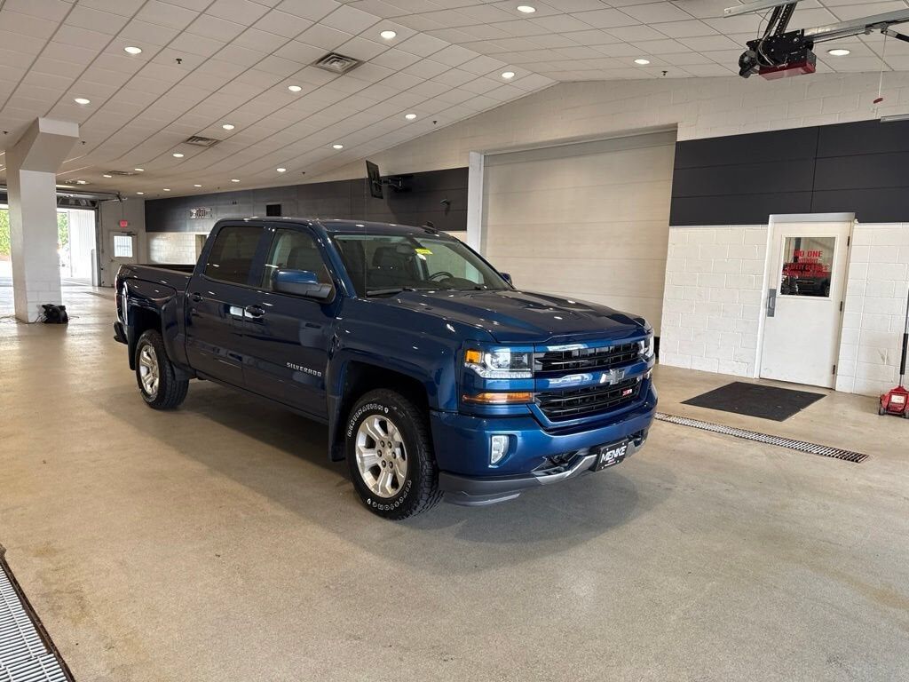 2018 CHEVROLET Silverado