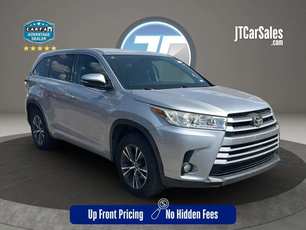 2017 TOYOTA Highlander