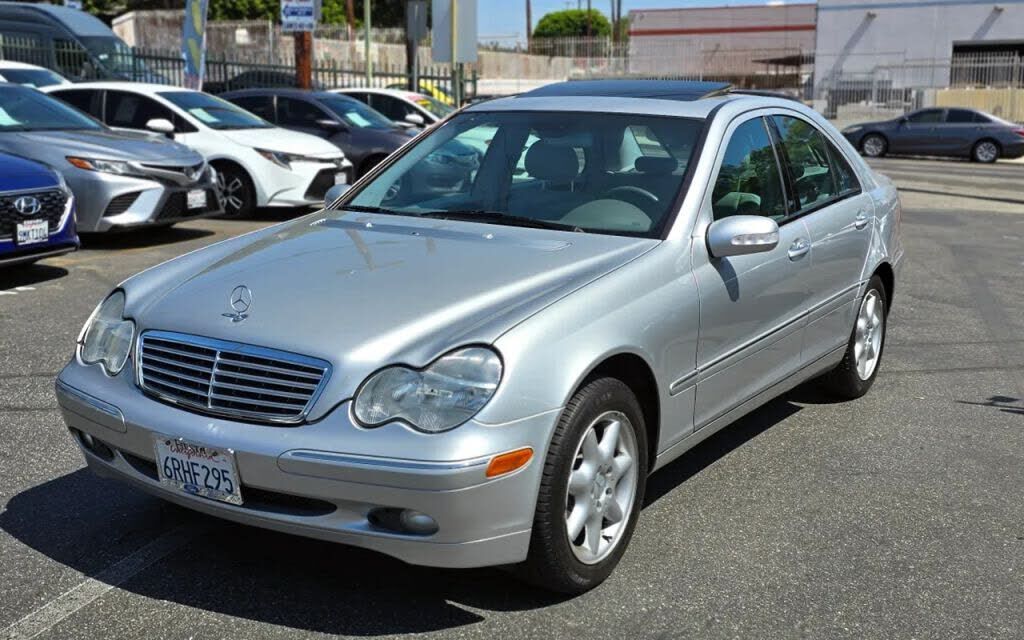 2002 MERCEDES-BENZ C-Class
