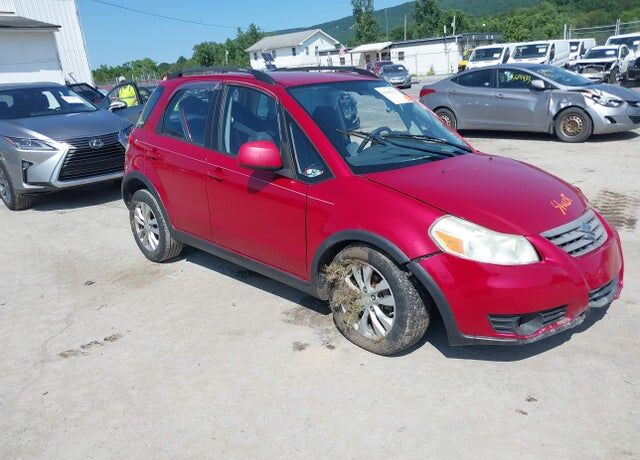 2013 SUZUKI SX4