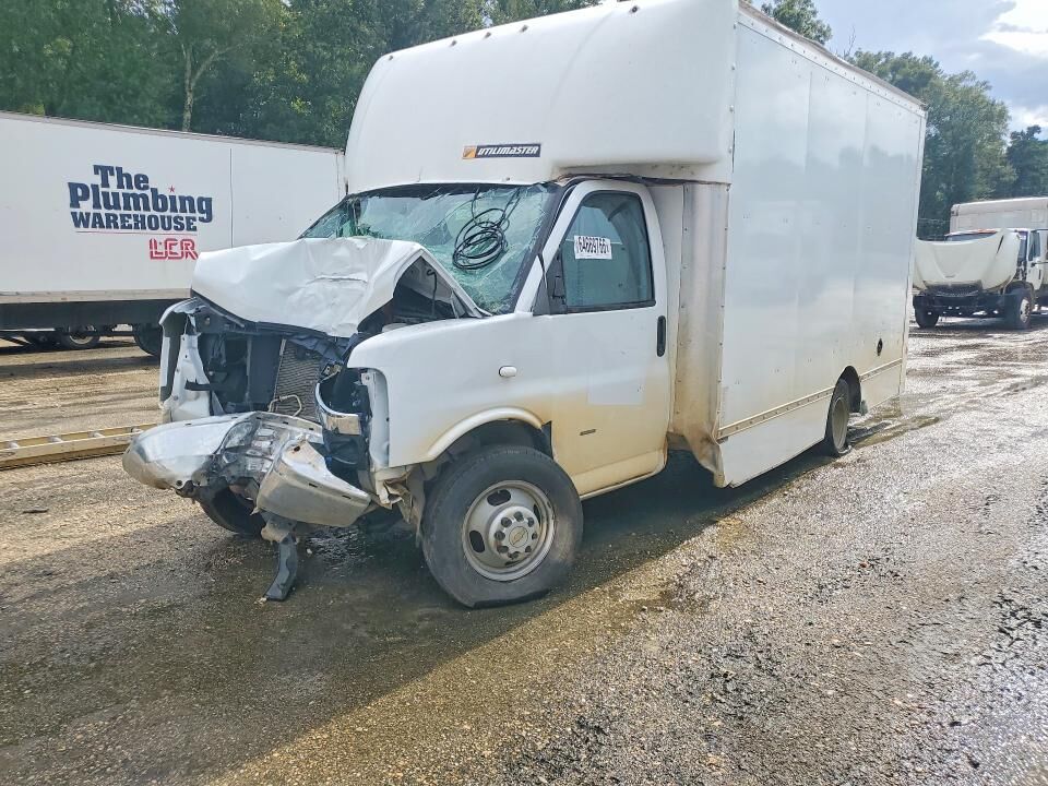2022 CHEVROLET Express
