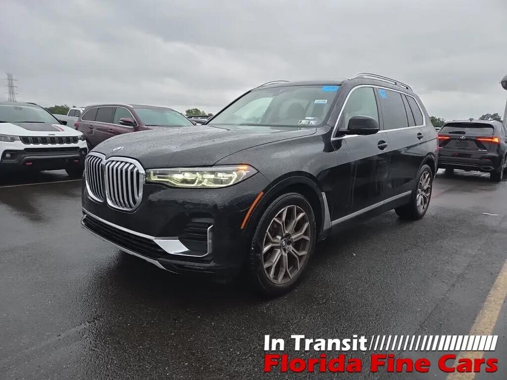 2022 BMW X7