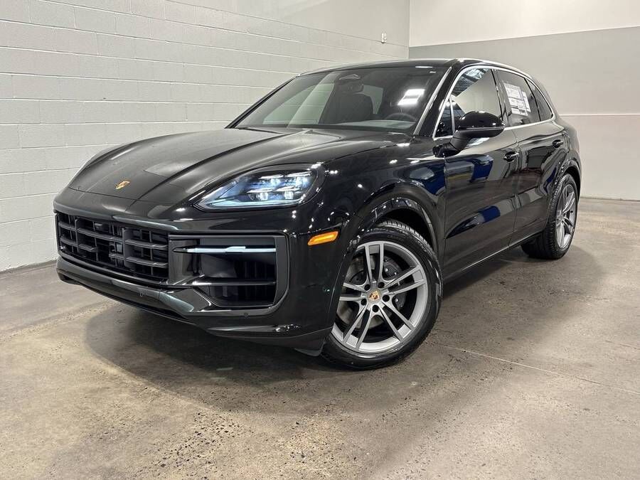 2026 PORSCHE Cayenne