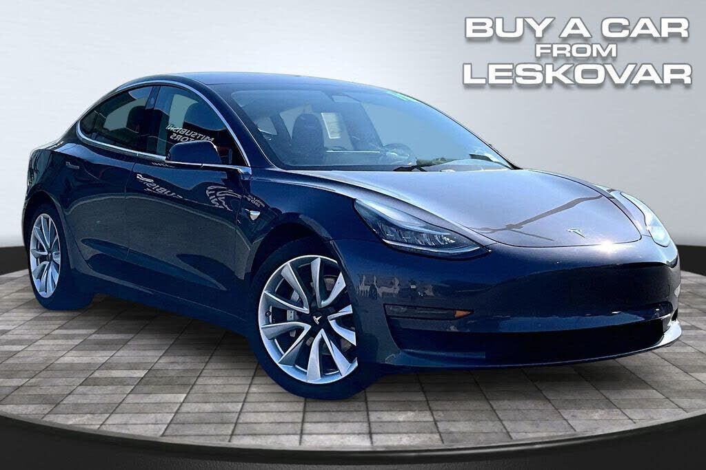 2018 TESLA Model 3