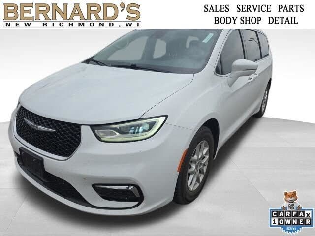 2022 CHRYSLER Pacifica