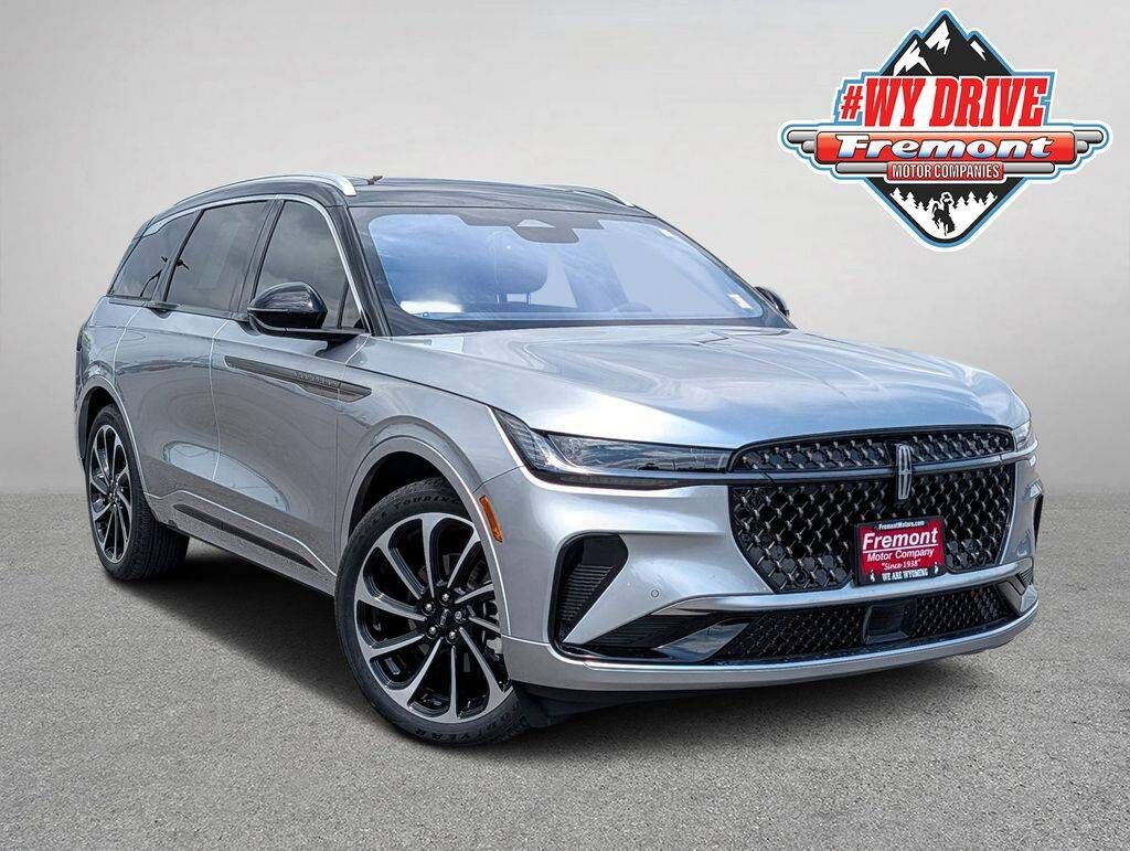 2025 LINCOLN Nautilus