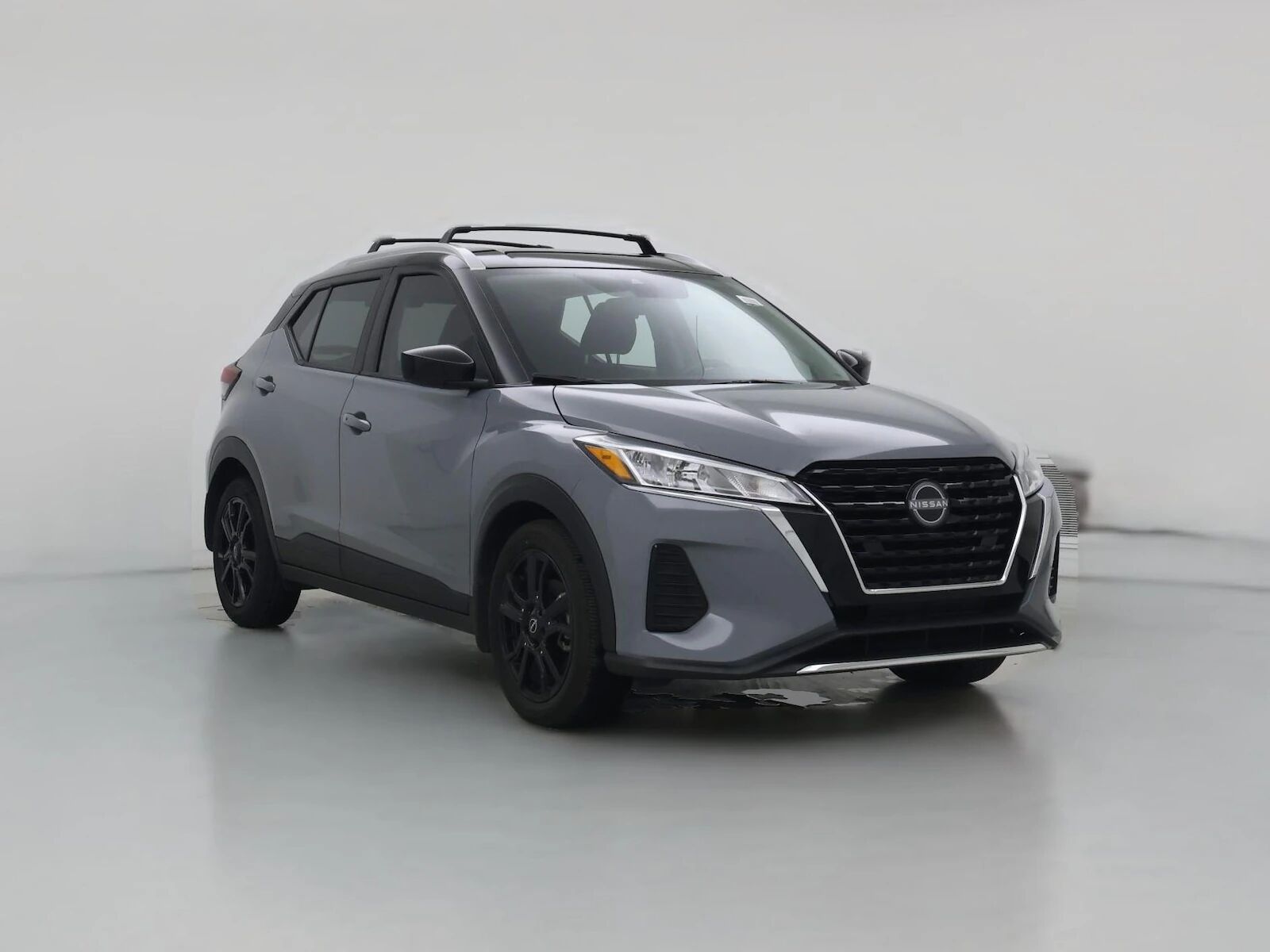 2023 NISSAN Kicks