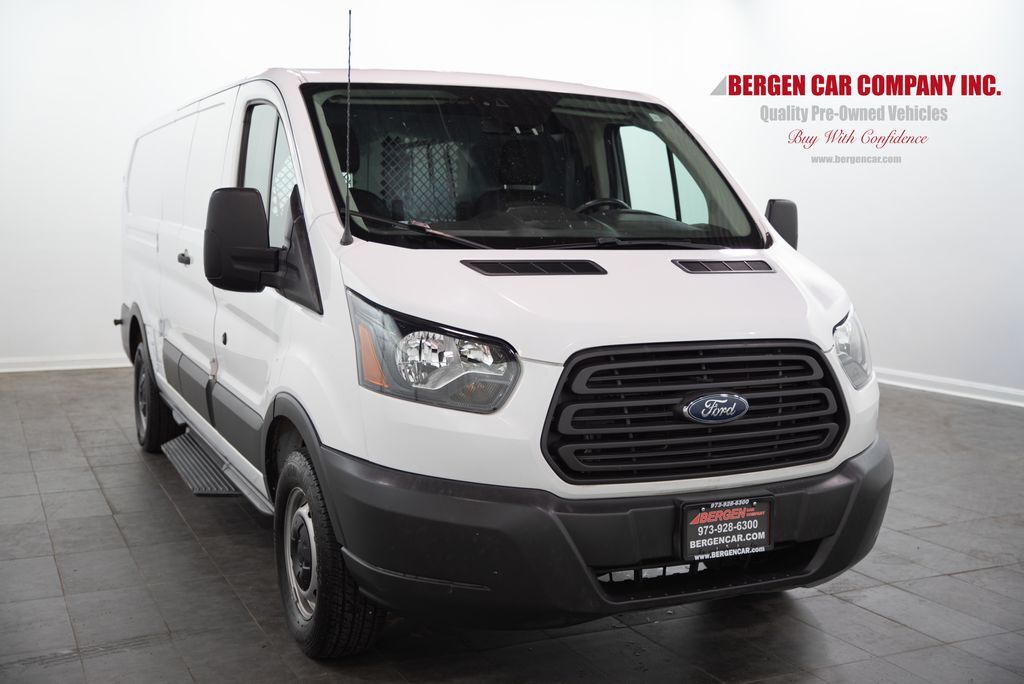 2018 FORD Transit