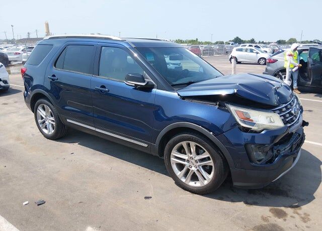 2016 FORD Explorer