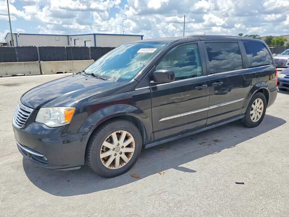 2016 CHRYSLER Town and Country