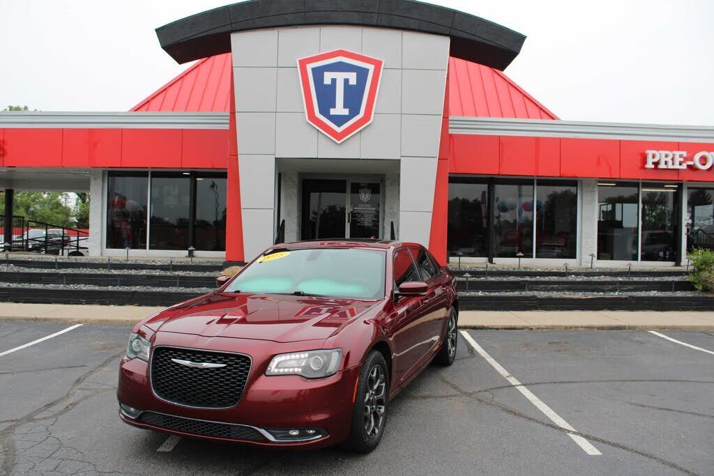 2018 CHRYSLER 300