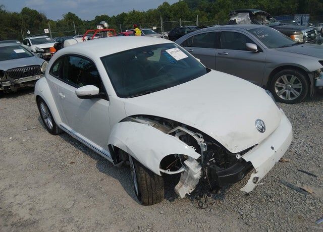 2018 VOLKSWAGEN Beetle
