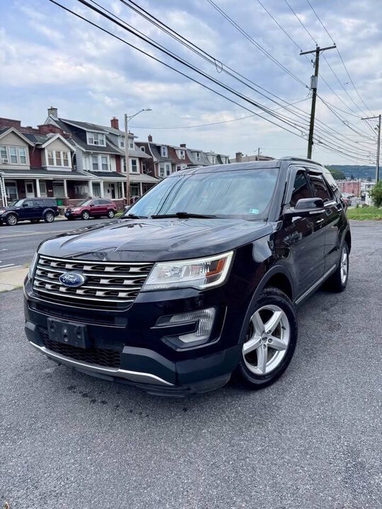 2017 FORD Explorer