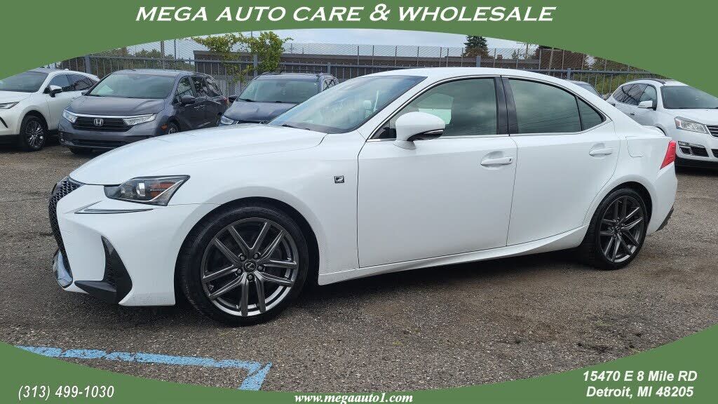 2017 LEXUS IS