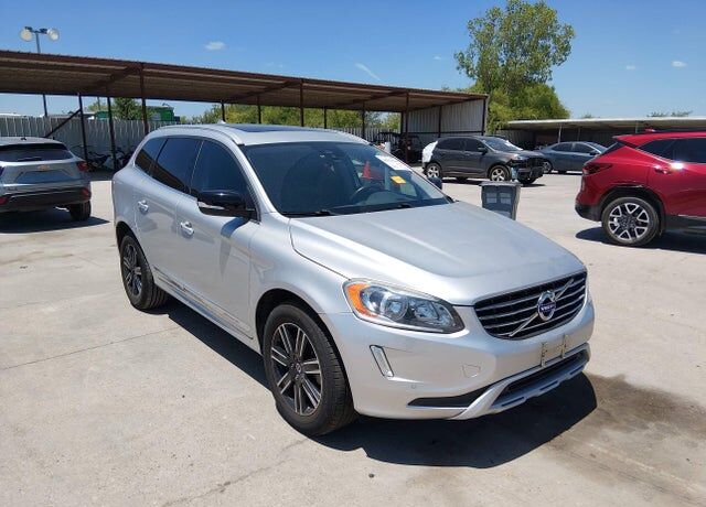 2017 VOLVO XC60