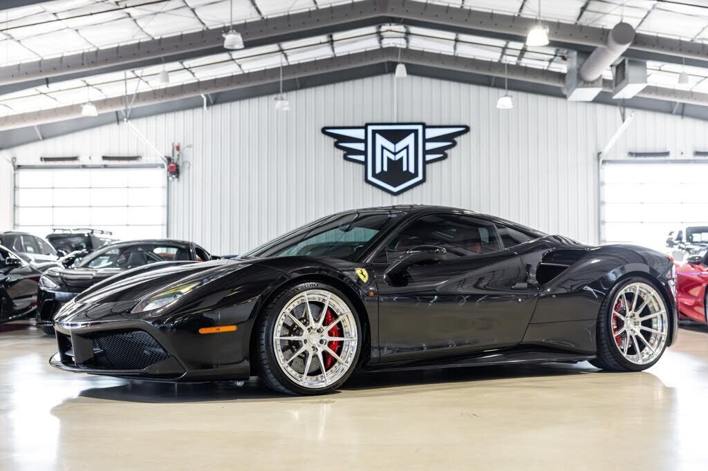 2019 FERRARI 488 GTB