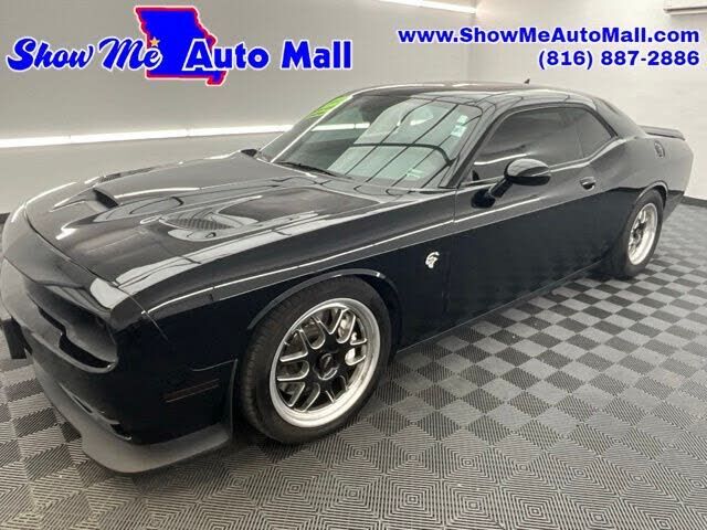 2016 DODGE Challenger