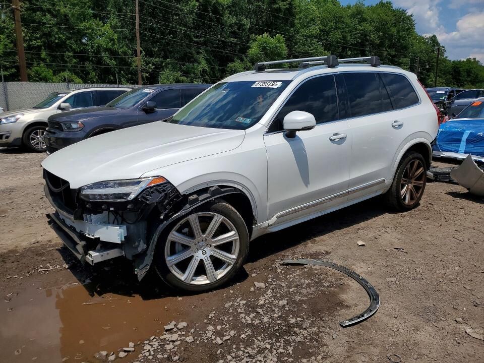2016 VOLVO XC90