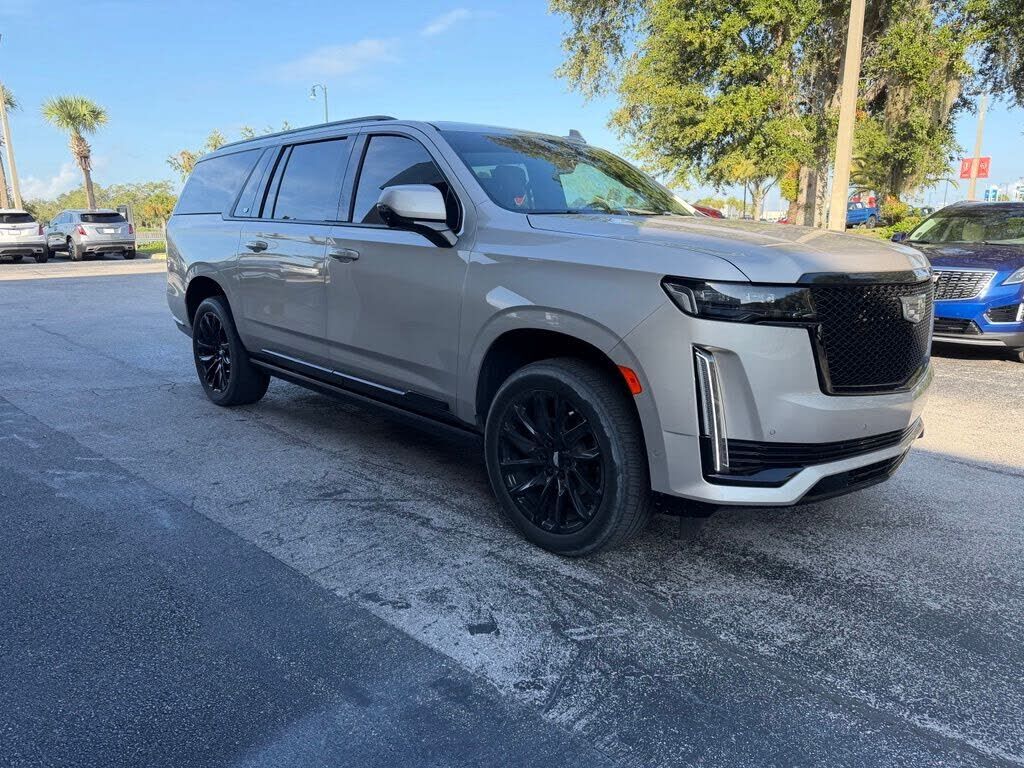 2024 CADILLAC Escalade ESV