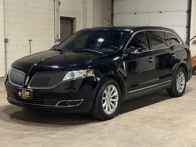 2017 LINCOLN MKT