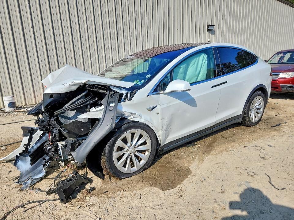 2020 TESLA Model X