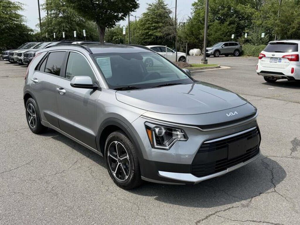 2025 KIA Niro