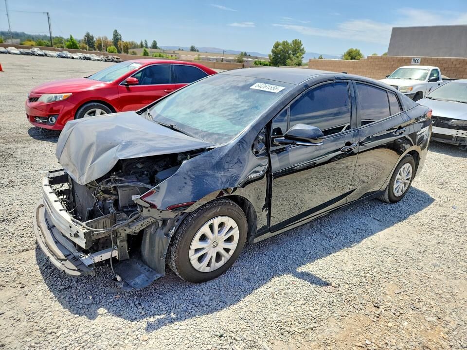 2019 TOYOTA PRIUS