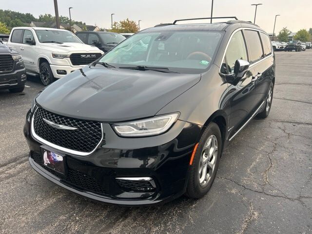 2023 CHRYSLER Pacifica