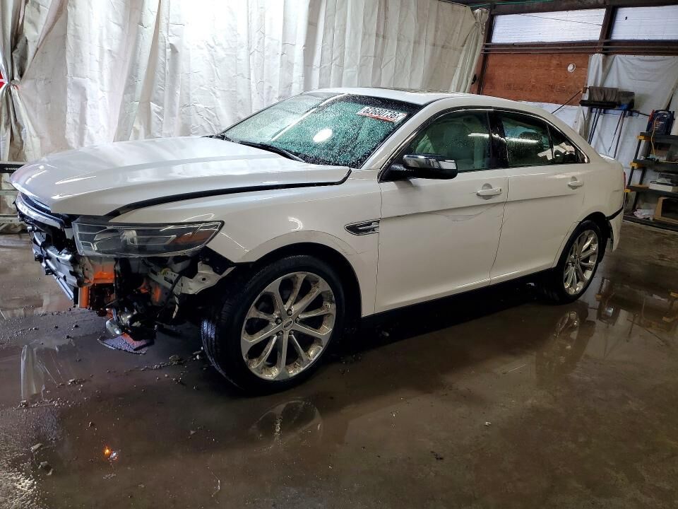 2015 FORD Taurus