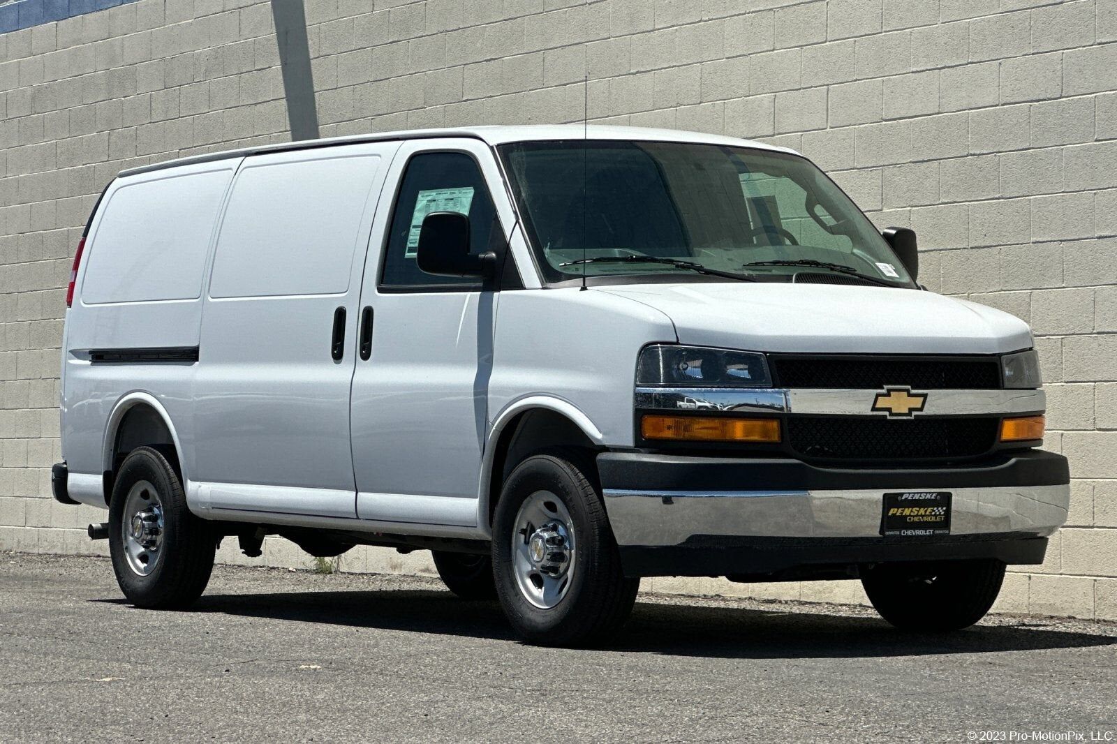 2026 CHEVROLET Express