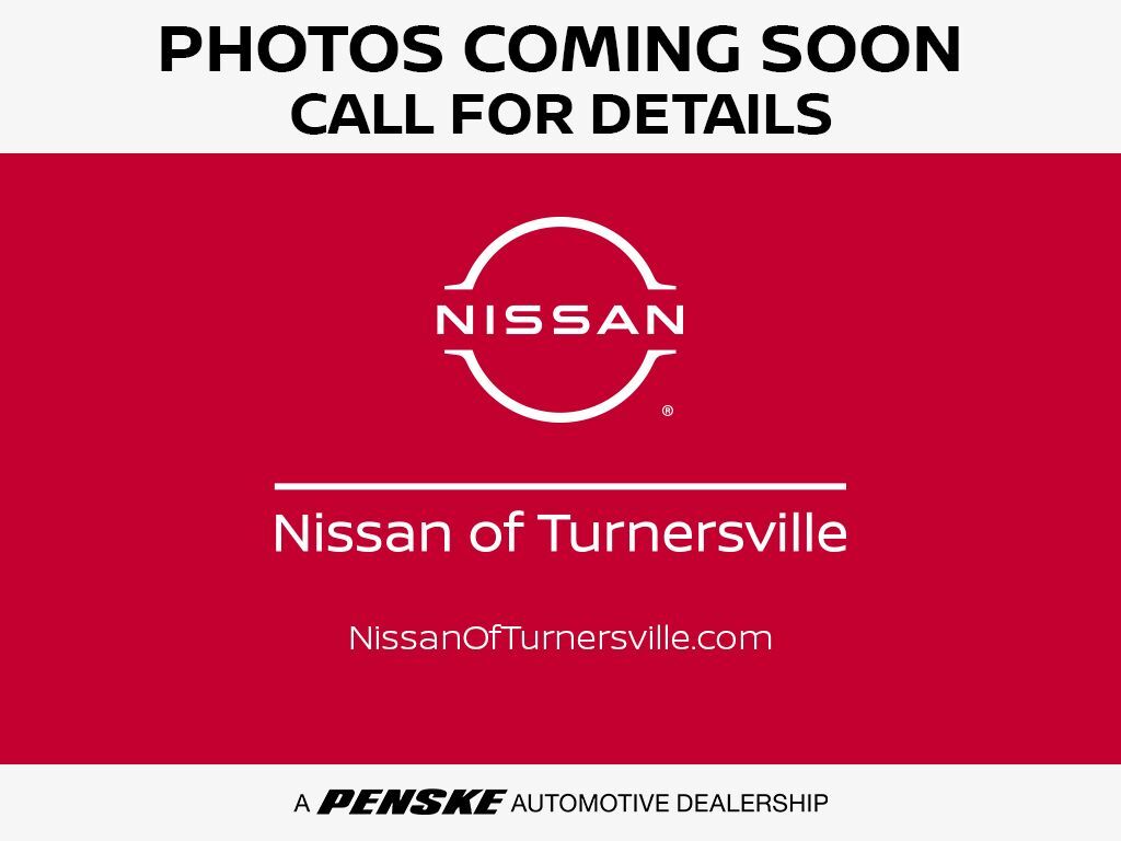 2023 NISSAN Kicks