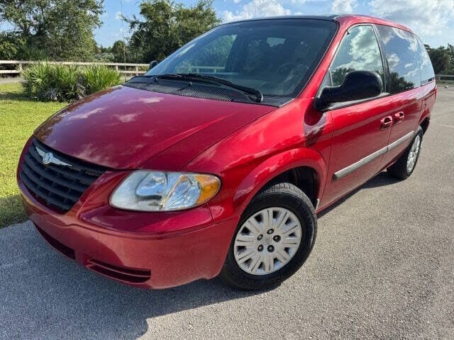 2005 CHRYSLER Town and Country